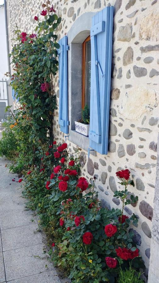 Meuble De Tourisme Au Coeur Du Village A Aramits , Haut Bearn 外观 照片