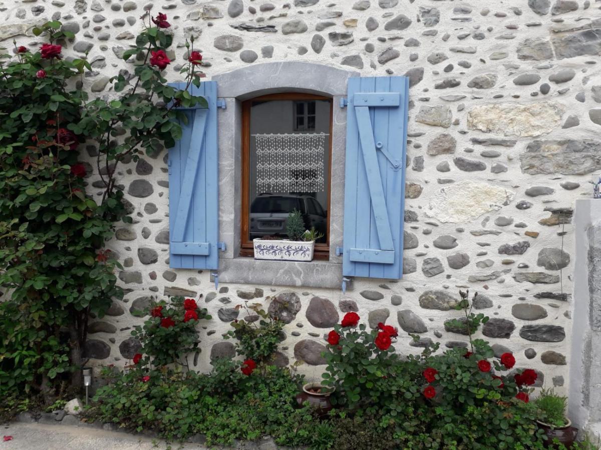 Meuble De Tourisme Au Coeur Du Village A Aramits , Haut Bearn 外观 照片