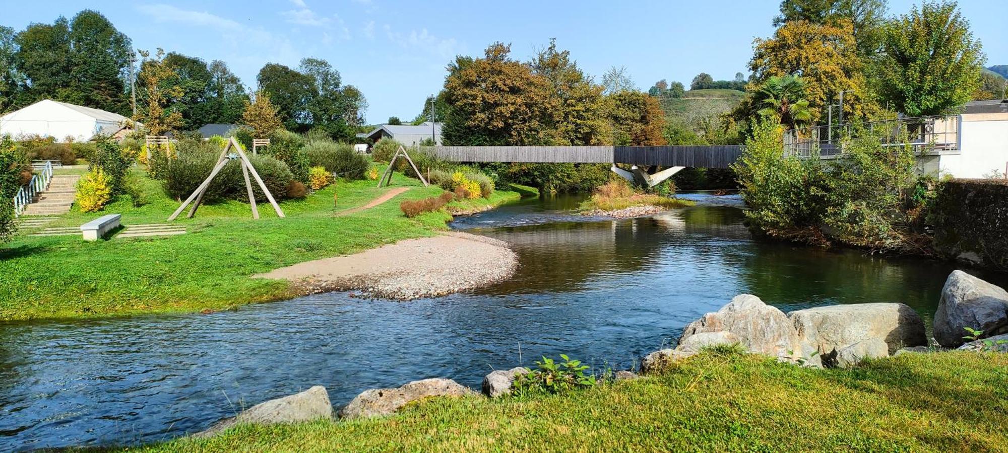 Meuble De Tourisme Au Coeur Du Village A Aramits , Haut Bearn 外观 照片
